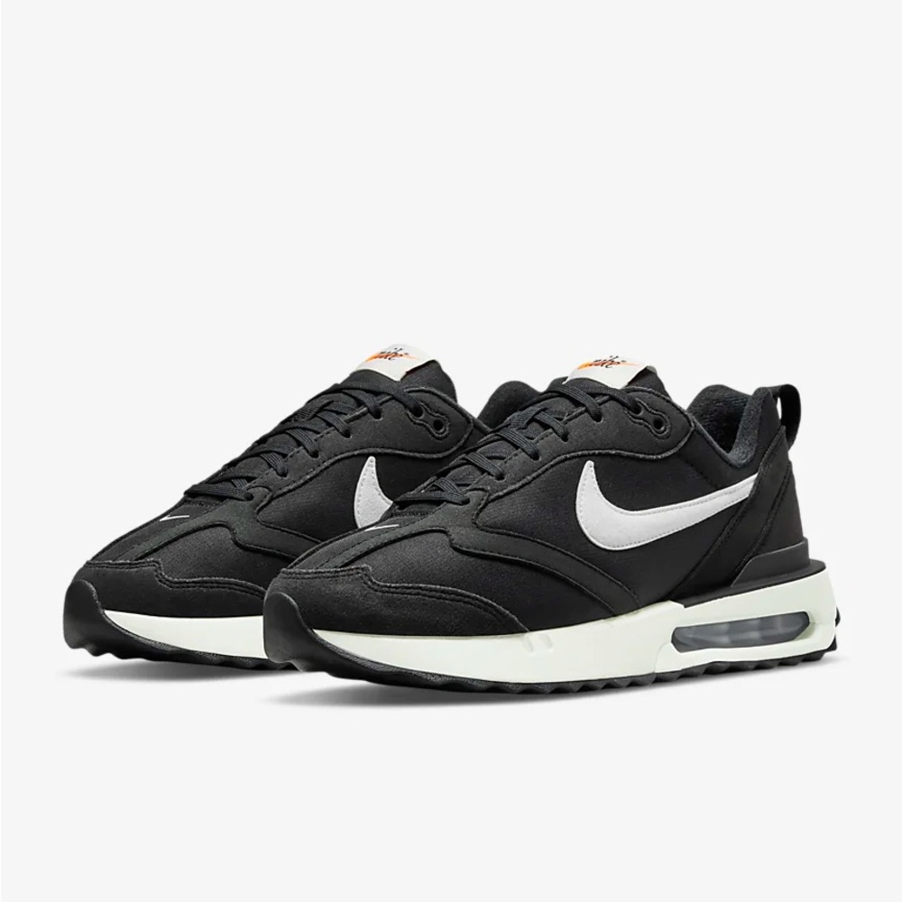 ❤️‍🔥❤️‍🔥Nike Air Max Dawn 'Black Summit White' Size 6❤️‍🔥❤️‍🔥